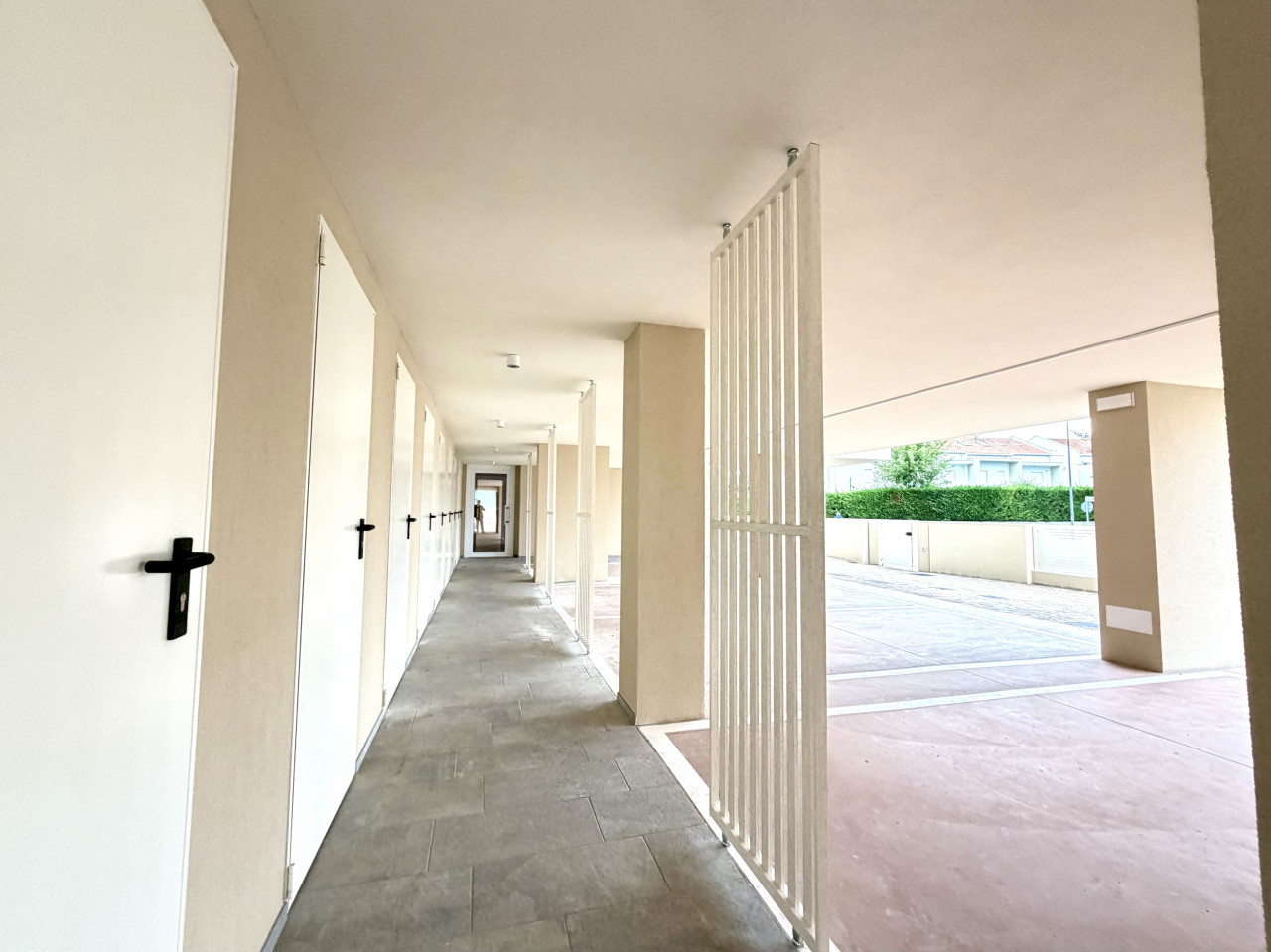 Nuovo Quadrilocale con Piscina - Jesolo Lido — Foto 38