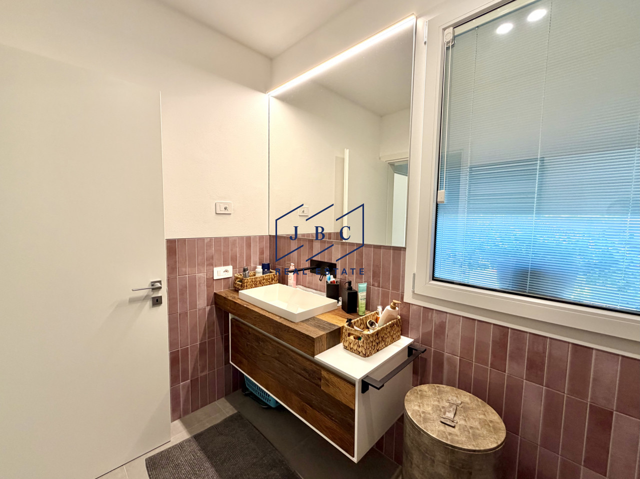 Nuovo Appartamento Trilocale con Terrazzo Vivibile — Foto 31