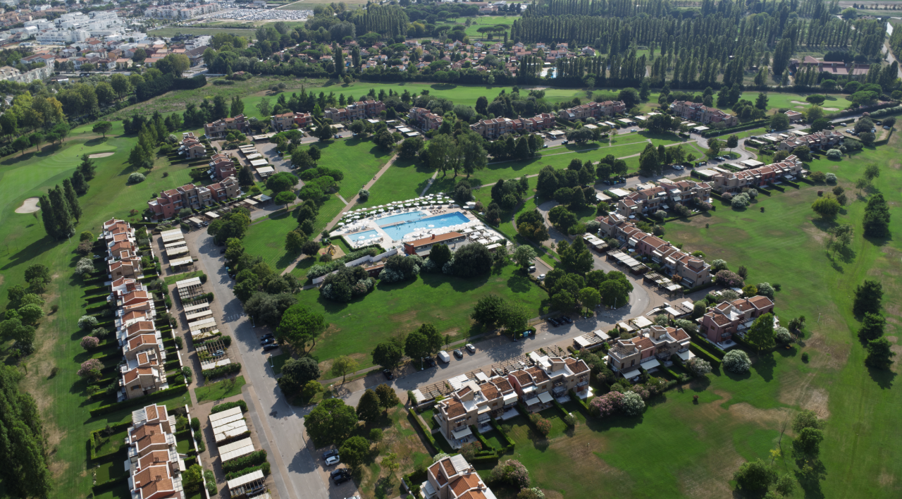Esclusiva Villetta di Testa nel Cuore del Golf Jesolo Village — Foto 45