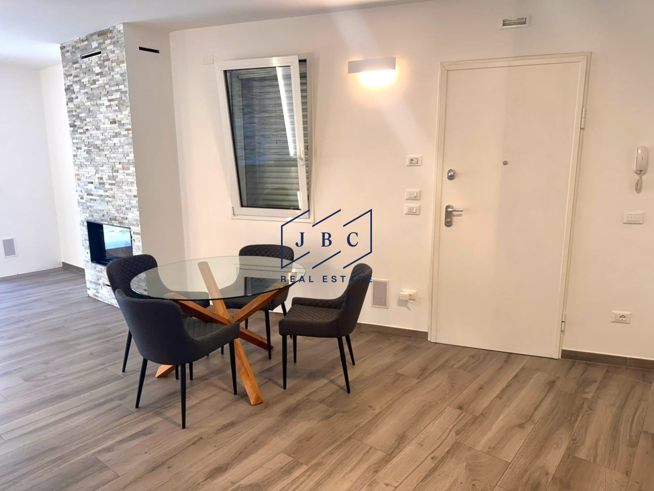Casa singola - Affitto Annuale | Piazza Mazzini - Jesolo — Foto 2