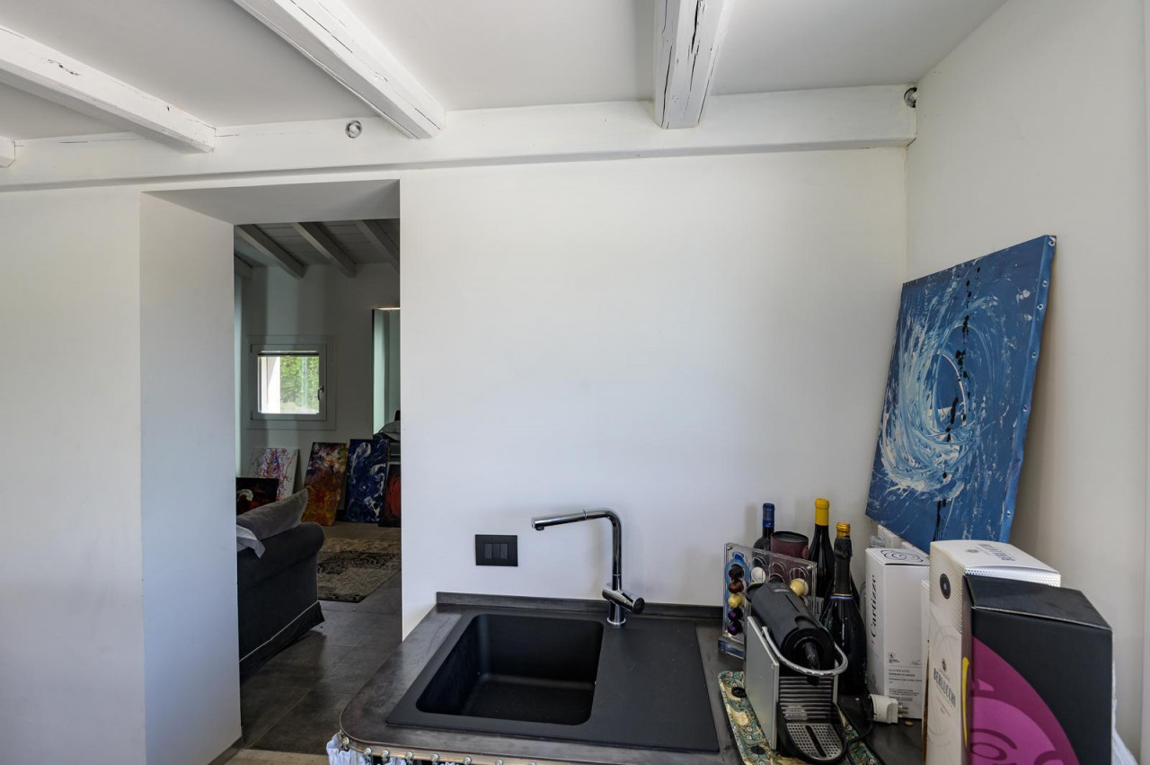 Prestigiosa Villa singola con parco e piscina: nuova modalità di acquisto — Foto 11