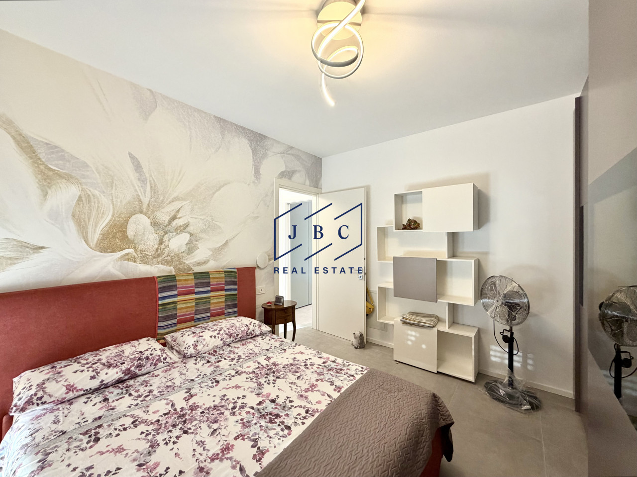 Nuovo Appartamento Trilocale con Terrazzo Vivibile — Foto 23