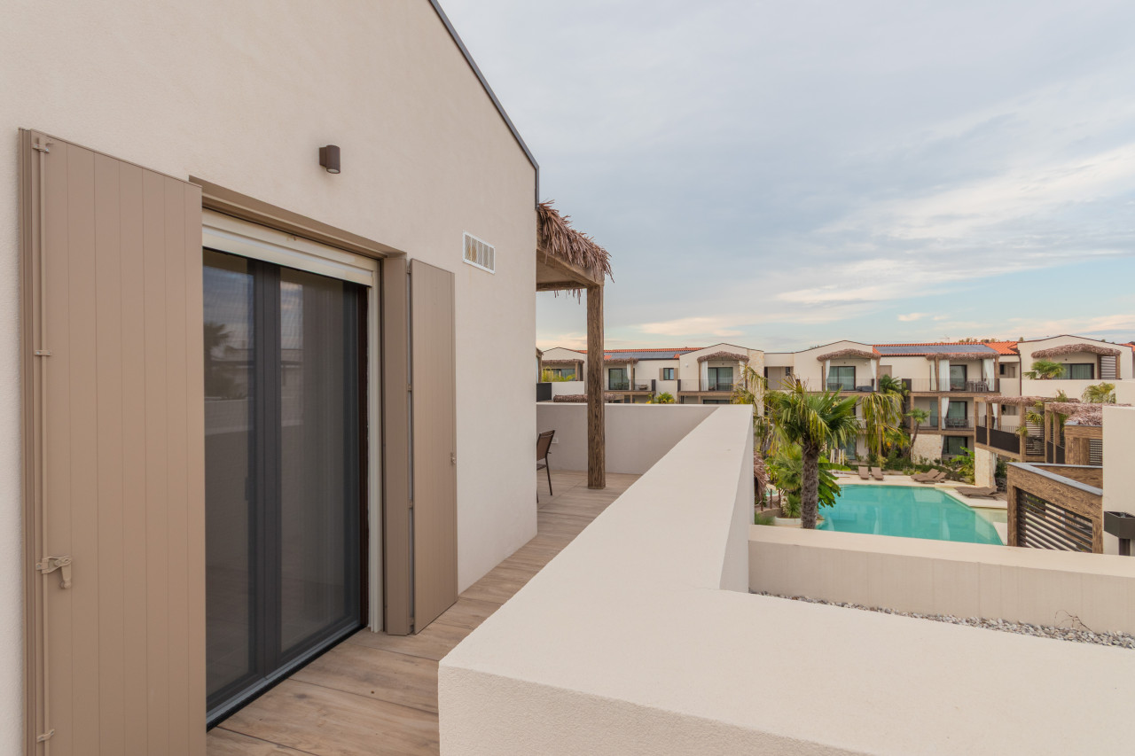 Attico Esclusivo con Piscina Privata e Solarium Panoramico a Jesolo — Foto 19