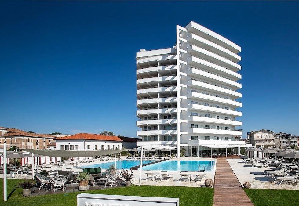 Trilocale Fronte Mare | Adriatic Palace a Jesolo — Foto 17