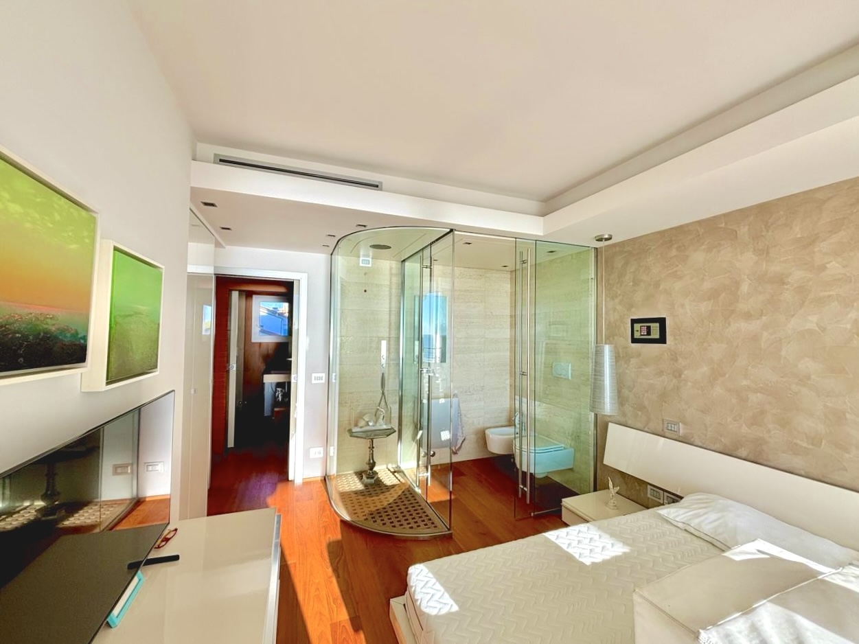 Trilocale Fronte Mare | Adriatic Palace a Jesolo — Foto 13