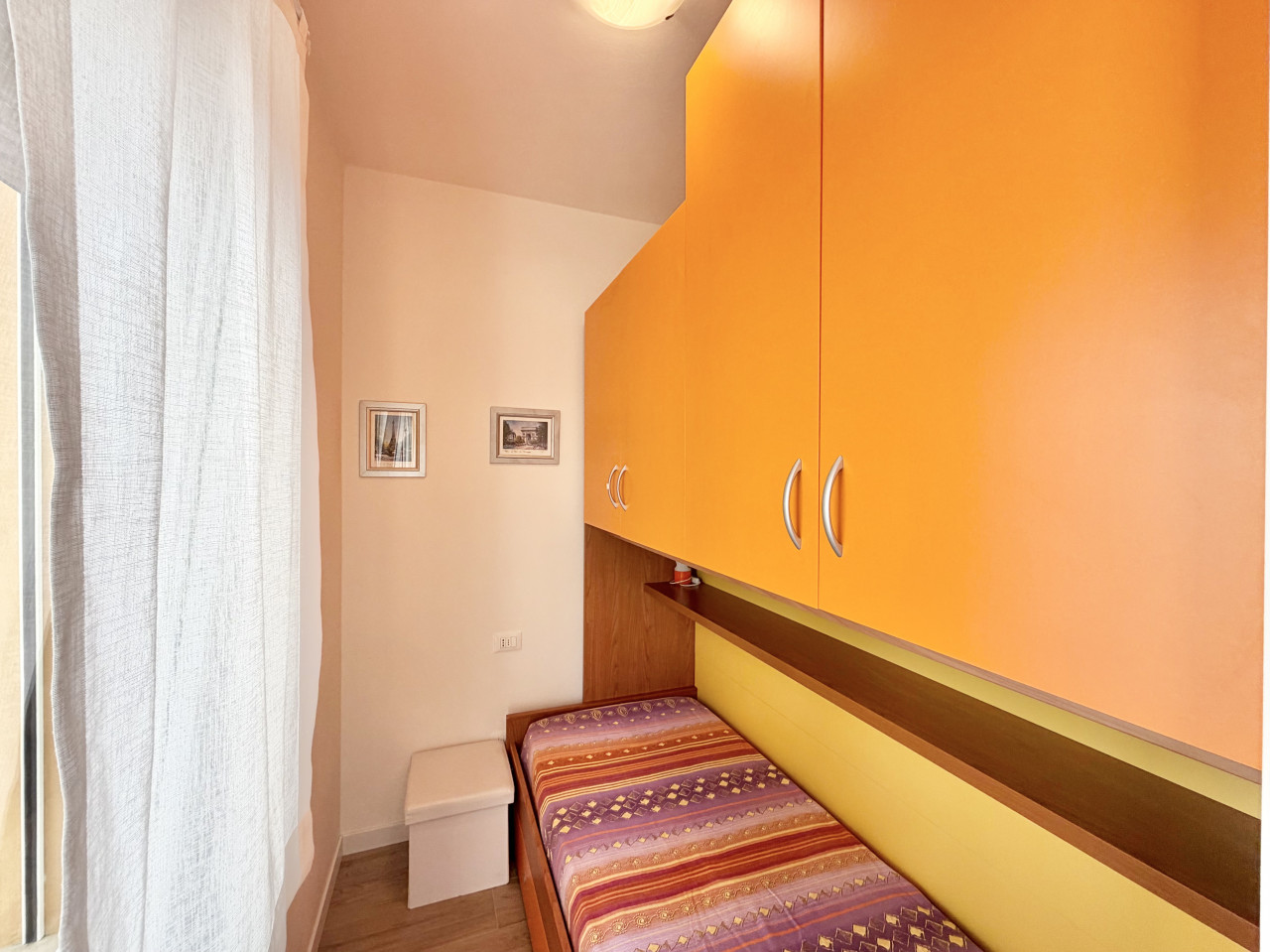 Appartamento Bilocale Ristrutturato con Terrazzo Abitabile — Foto 15