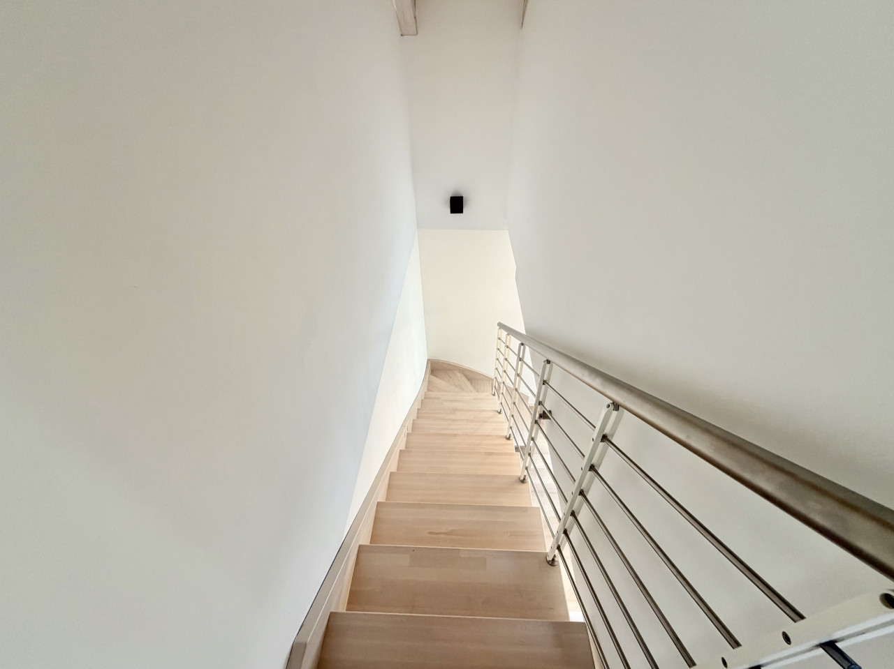 Appartamento Trilocale con Terrazzo Abitabile — Foto 32