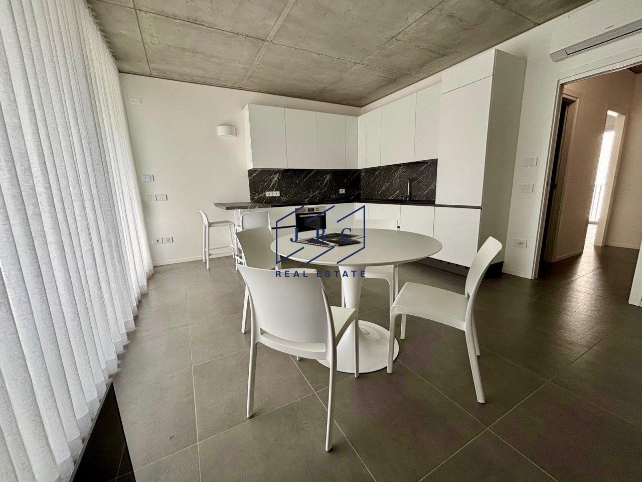 Appartamenti Trilocali con Terrazza o Giardino Privato a Jesolo — Foto 3