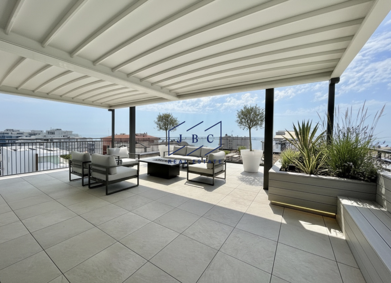 Attico con Solarium a Jesolo Lido — Piazza Aurora · Jesolo · Venezia