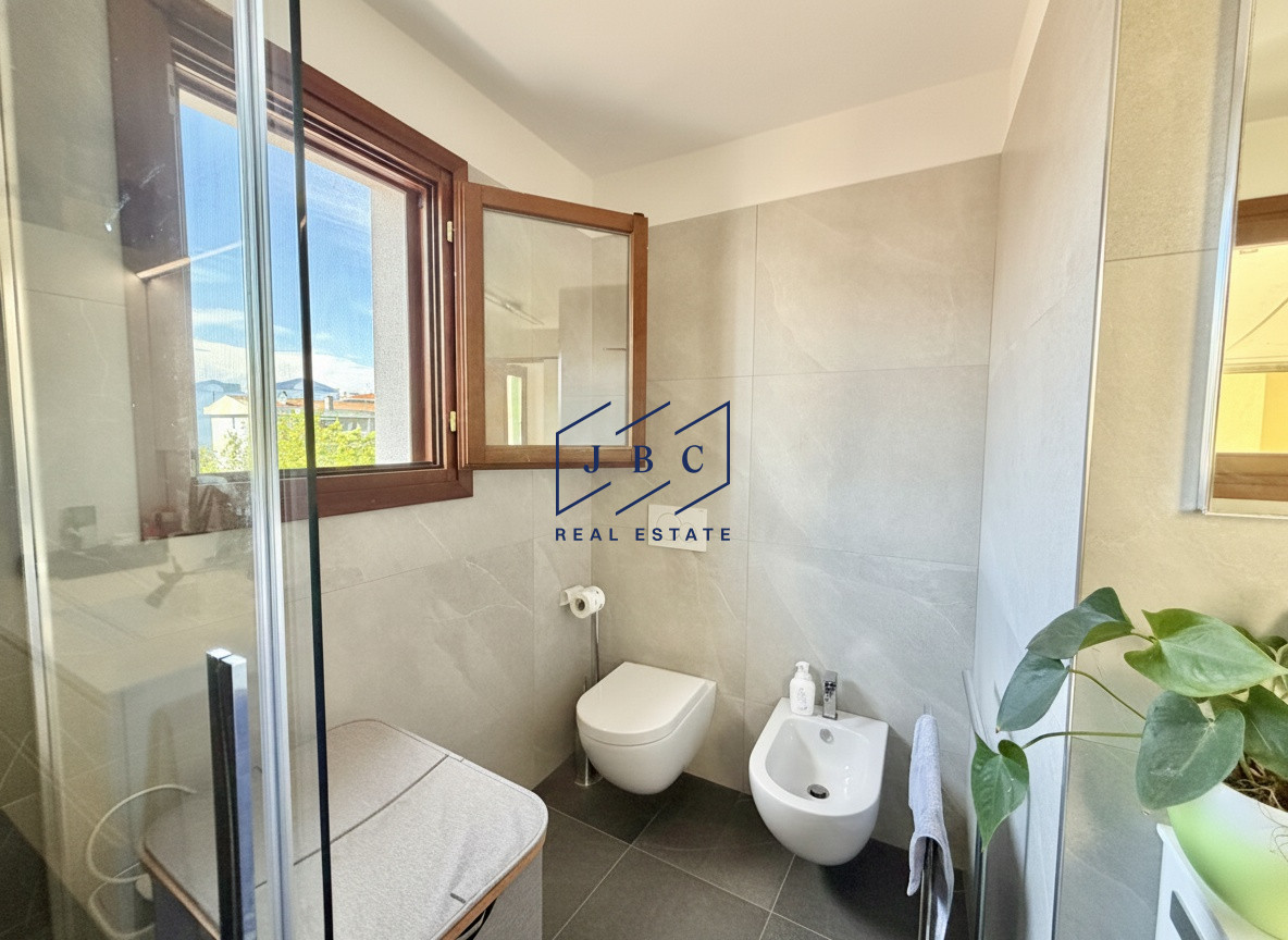 Appartamento Quadrilocale con Solarium a Jesolo Lido — Foto 30